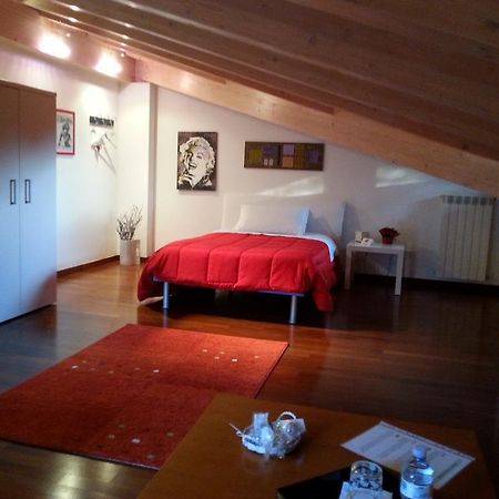 B&B Douglas House Varese Exteriör bild