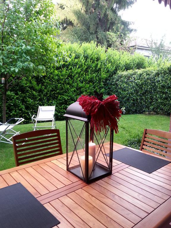 B&B Douglas House Varese Exteriör bild
