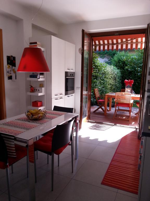 B&B Douglas House Varese Exteriör bild